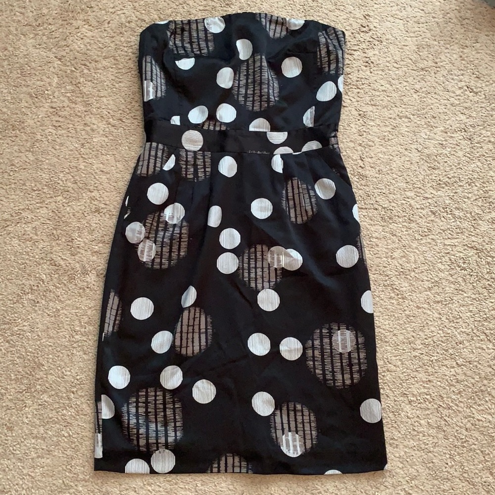 The perfect wedding guest dress! Black statin